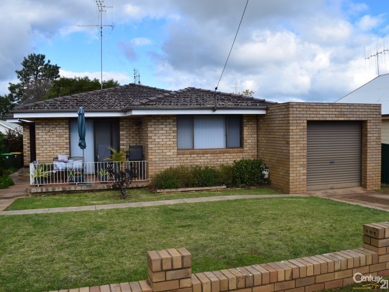 49 Church Street, Parkes NSW 2870