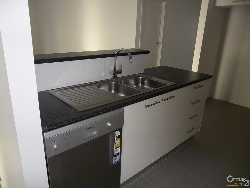 25 Rosewood Ave, Parkes NSW 2870