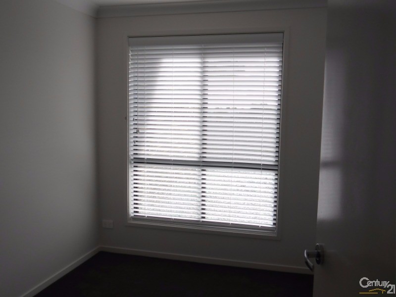 25 Rosewood Ave, Parkes NSW 2870