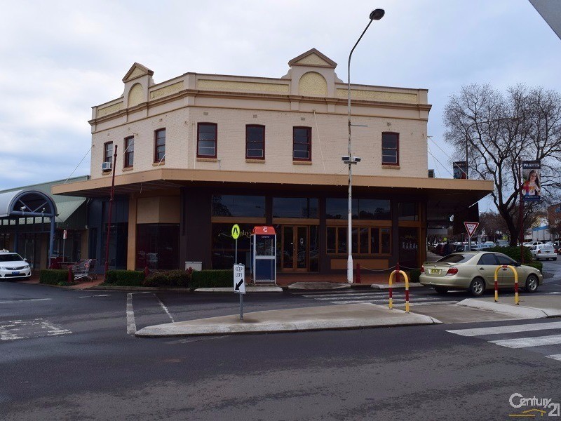 232 Clarinda Street, Parkes NSW 2870