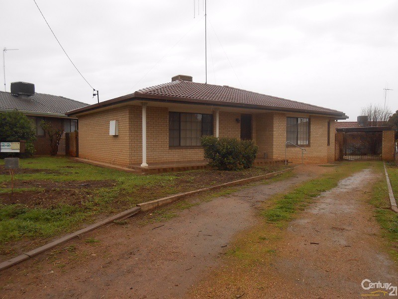22 Brolgan Road, Parkes NSW 2870