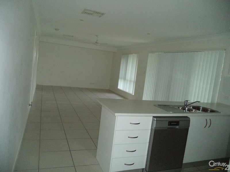 12 Warragrah Place, Parkes NSW 2870