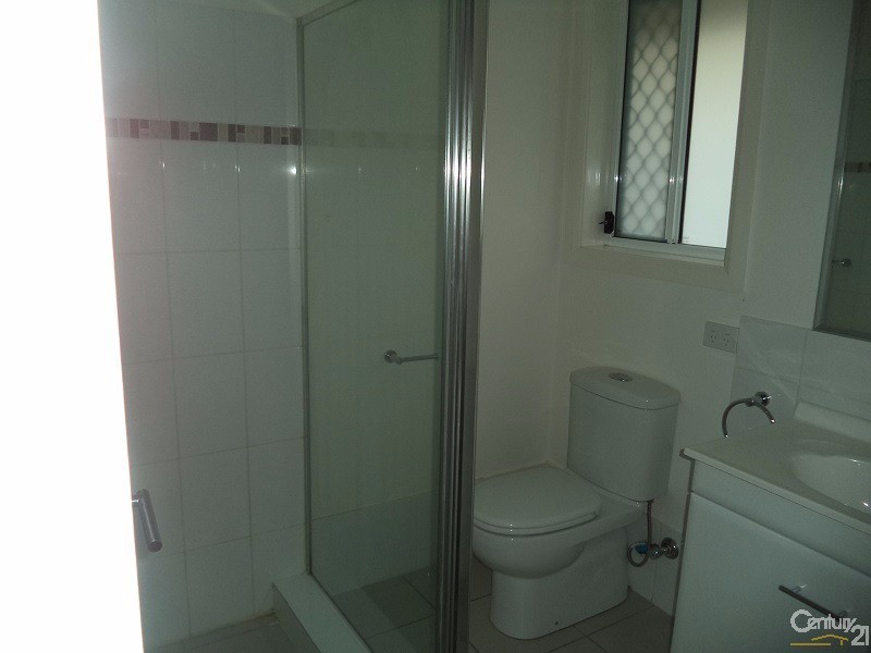 12 Warragrah Place, Parkes NSW 2870