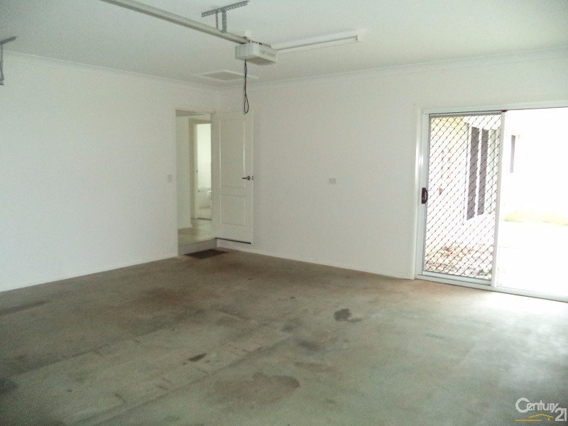 12 Warragrah Place, Parkes NSW 2870