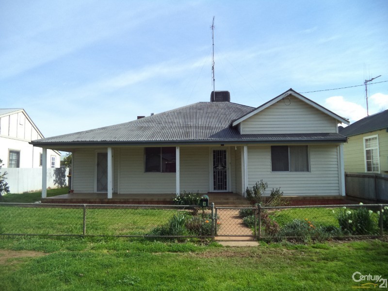 9  Melbourne Street, Parkes NSW 2870