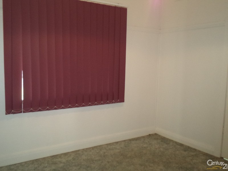 9  Melbourne Street, Parkes NSW 2870