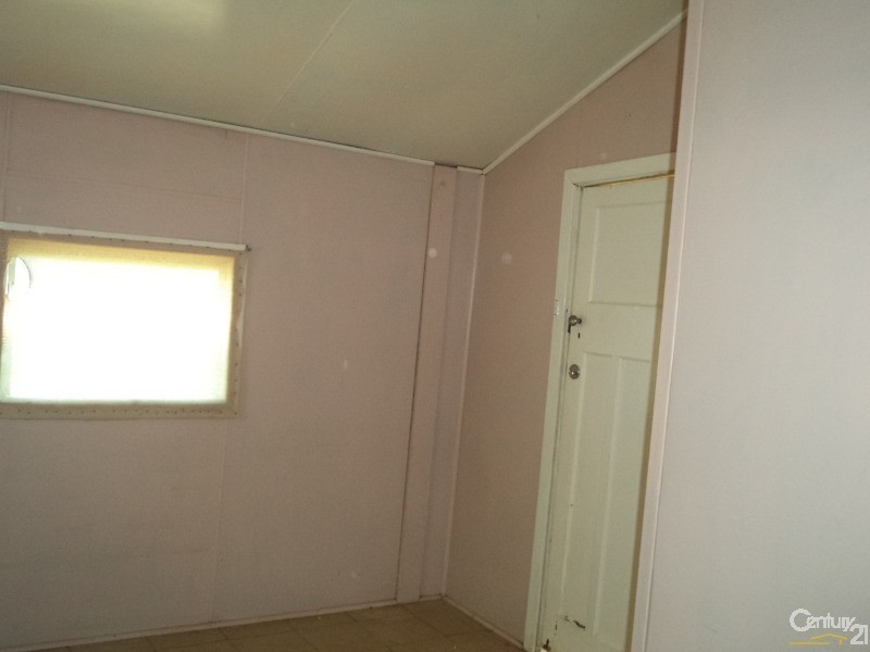 9  Melbourne Street, Parkes NSW 2870