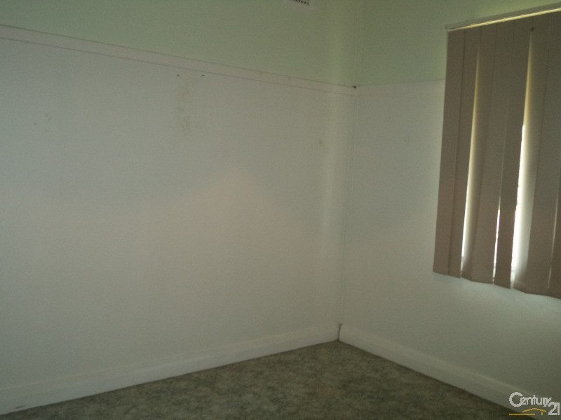 9  Melbourne Street, Parkes NSW 2870