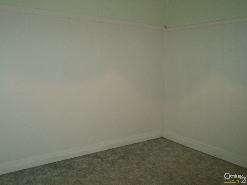 9  Melbourne Street, Parkes NSW 2870