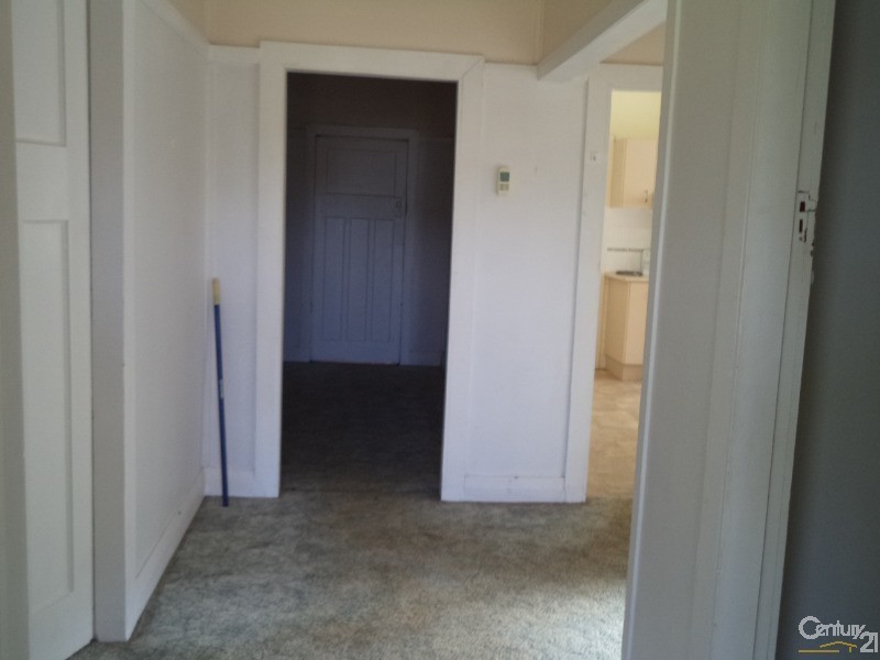 9  Melbourne Street, Parkes NSW 2870