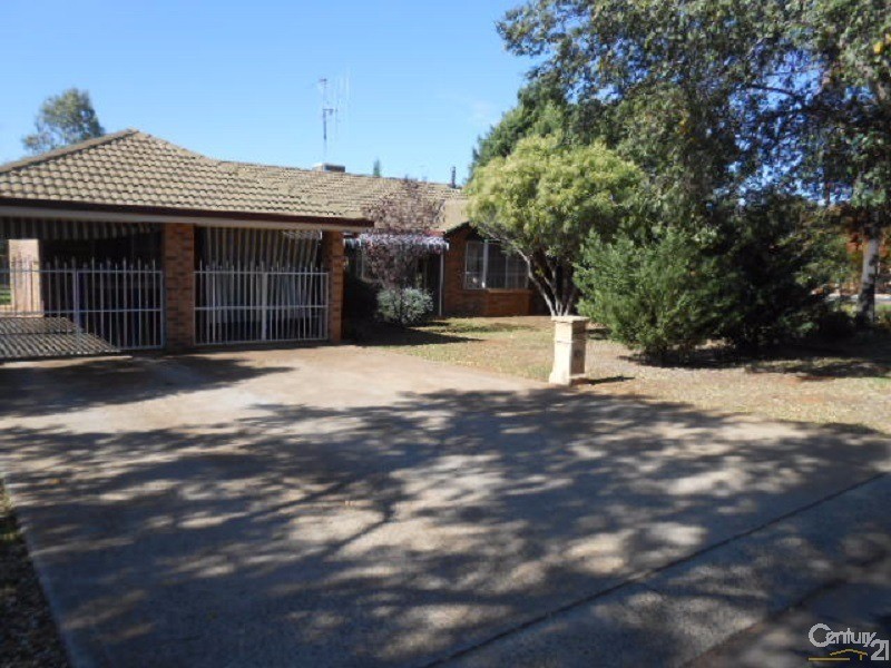 21 Danilenko Street, Parkes NSW 2870