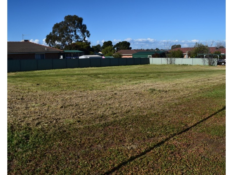 23 Koala Street, Parkes NSW 2870