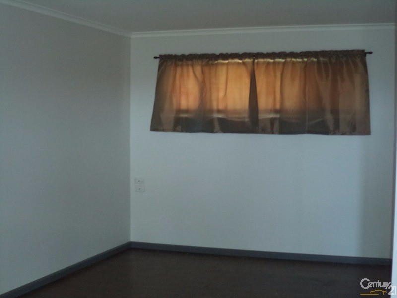 20  Howard Street, Parkes NSW 2870