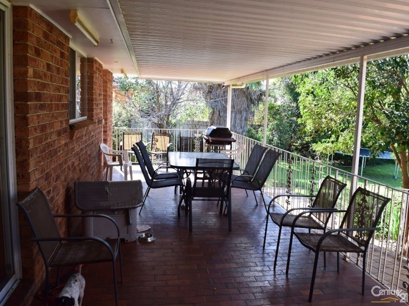 23 Bowditch Crescent, Parkes NSW 2870