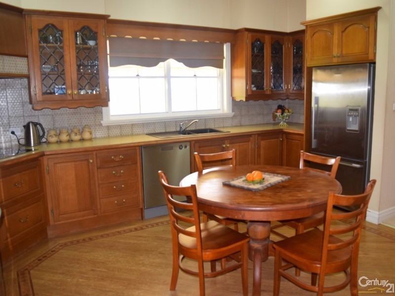 44 Jones Street, Parkes NSW 2870