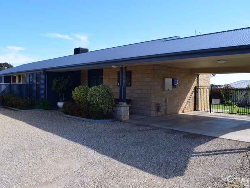 18  Vaucluse Place, Parkes NSW 2870