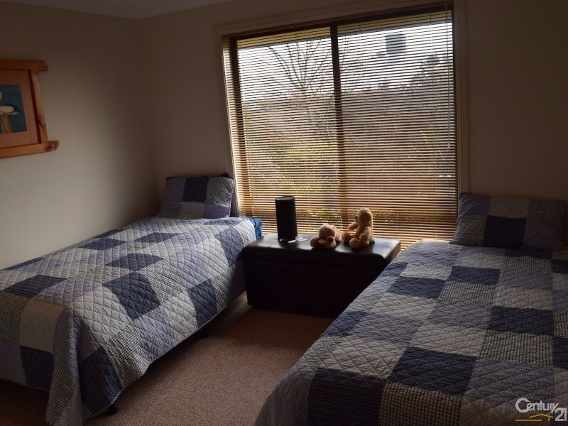 18  Vaucluse Place, Parkes NSW 2870