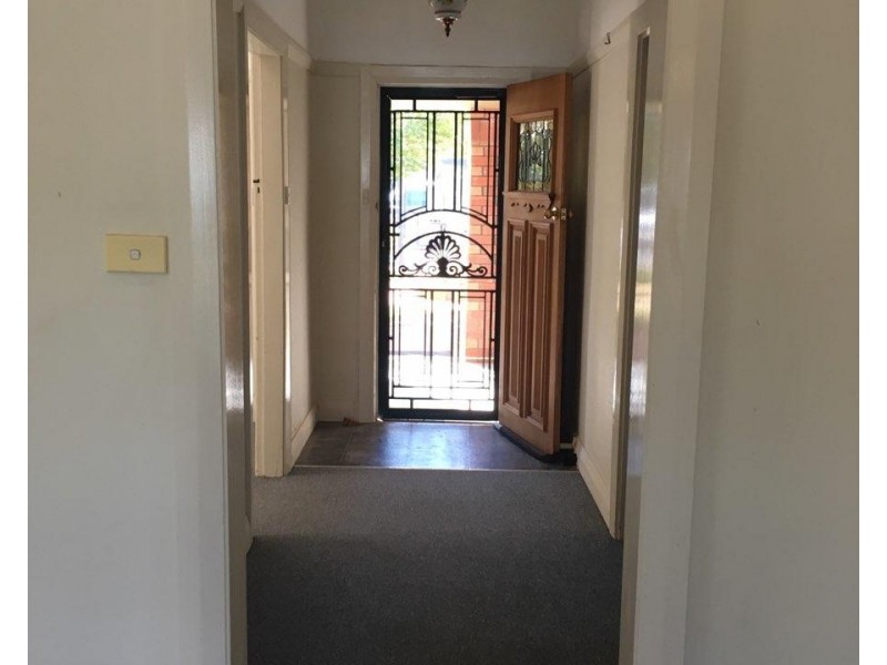 116 Currajong St, Parkes NSW 2870