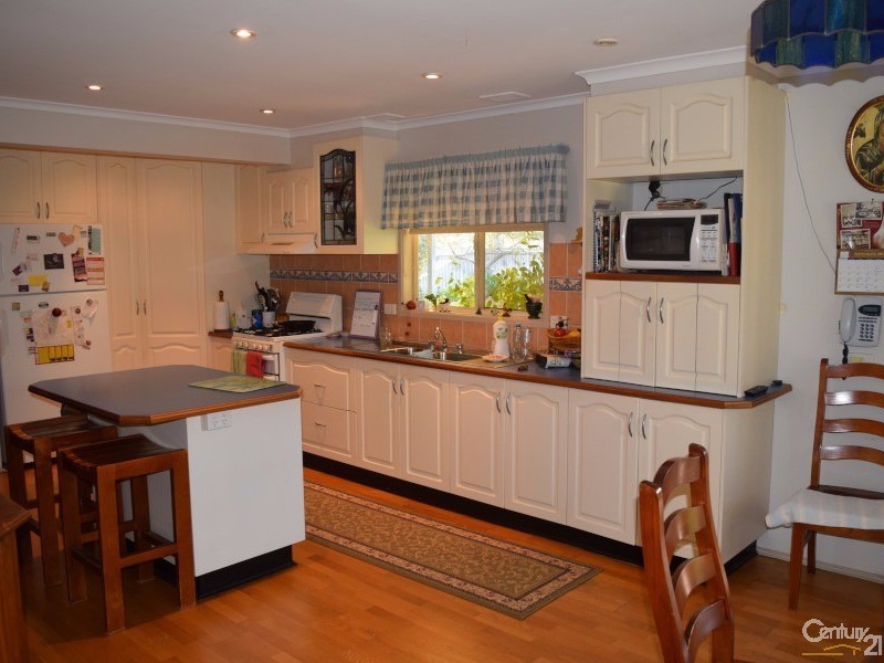 260  Nash Street, Parkes NSW 2870