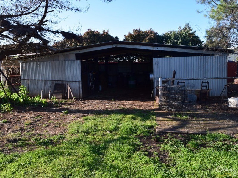 260  Nash Street, Parkes NSW 2870