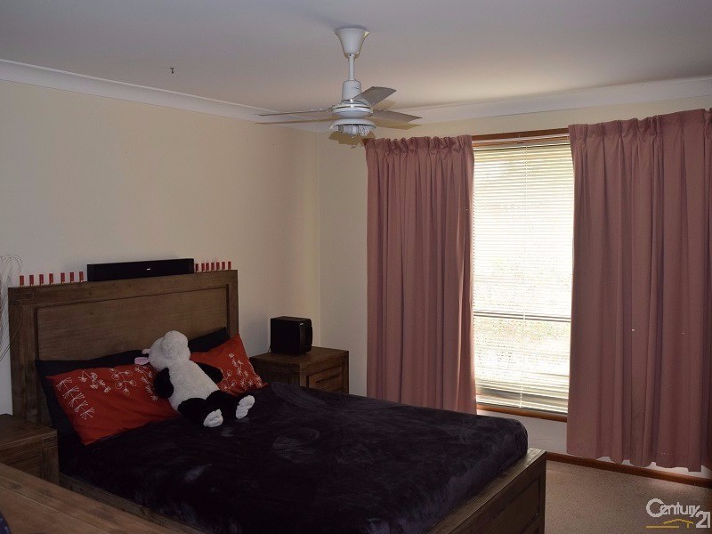 2 Lotus Place, Parkes NSW 2870