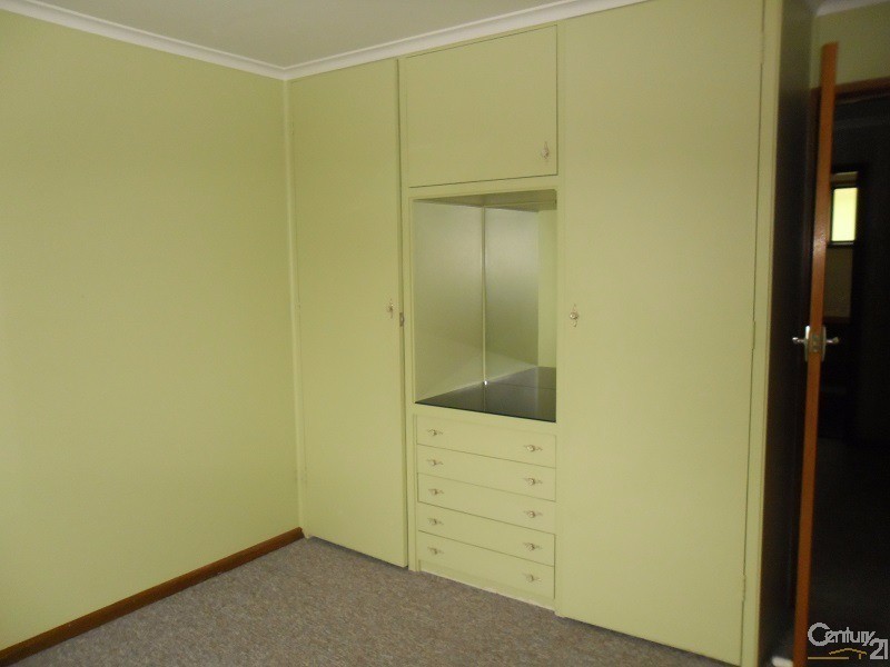 30  Reid St, Parkes NSW 2870
