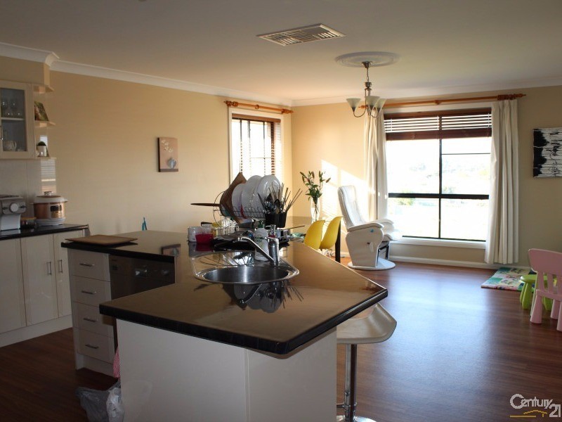 19  Alder Avenue, Parkes NSW 2870