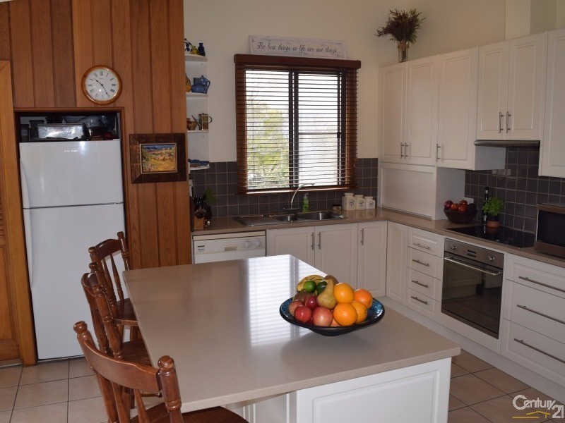 28 Gap Street, Parkes NSW 2870