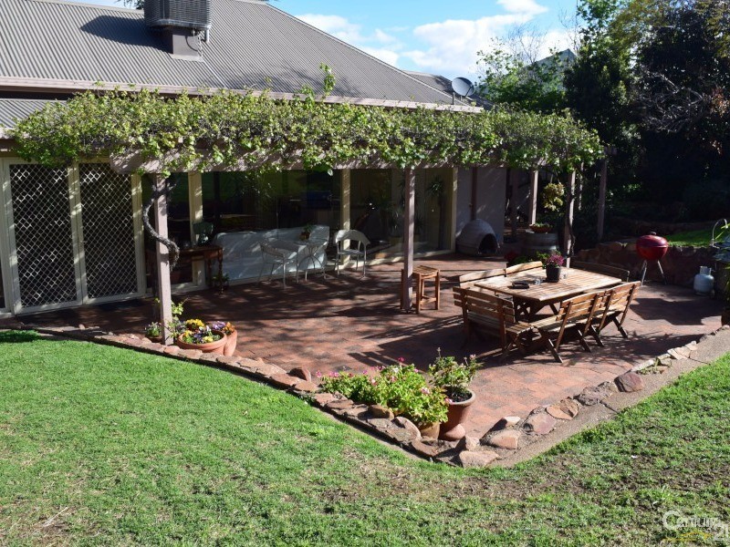 28 Gap Street, Parkes NSW 2870