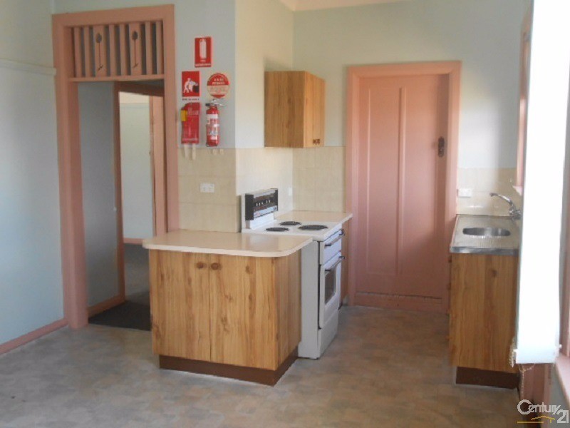 3/25  Church Street, Parkes NSW 2870