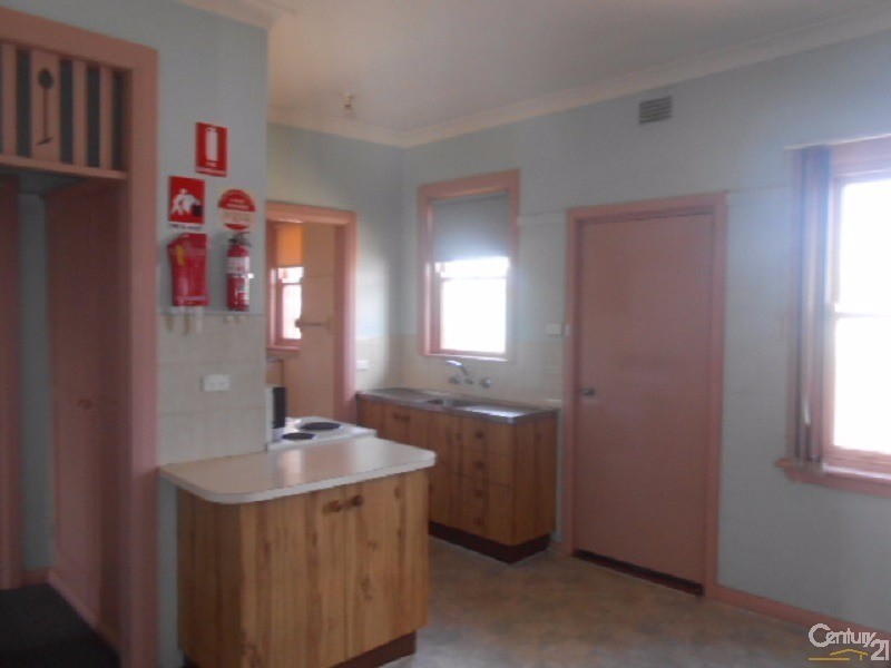 3/25  Church Street, Parkes NSW 2870