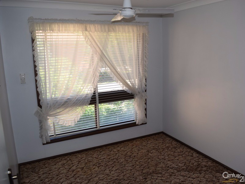 31 Moor Street, Parkes NSW 2870