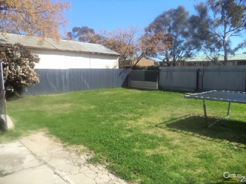 7 Melbourne Street, Parkes NSW 2870