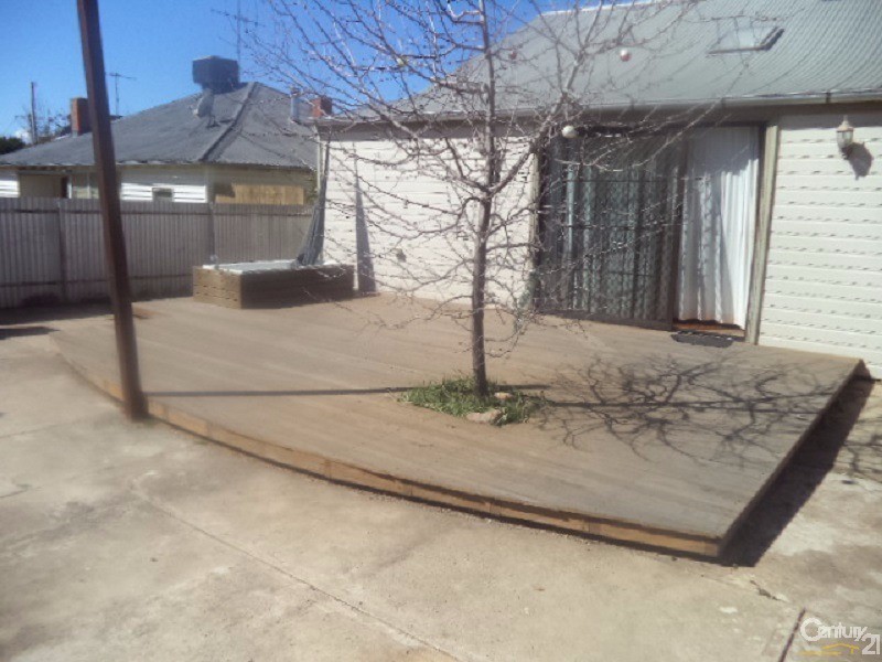 7 Melbourne Street, Parkes NSW 2870