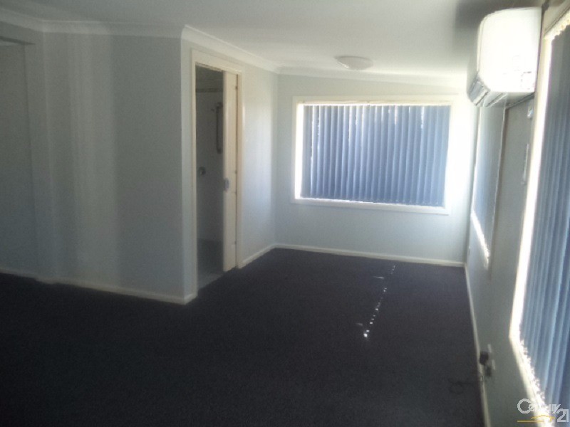 50  Thomas Street, Parkes NSW 2870