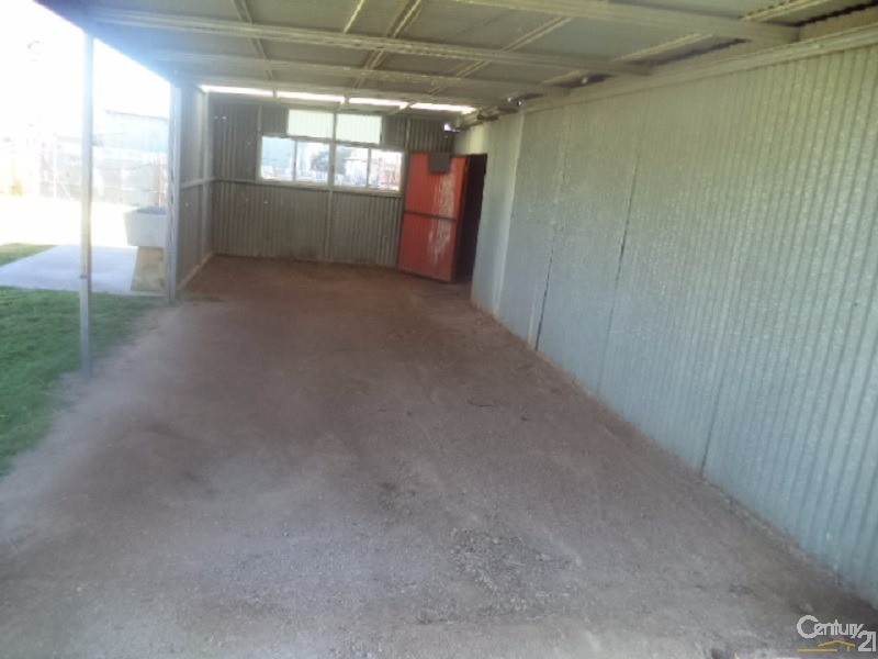 50  Thomas Street, Parkes NSW 2870