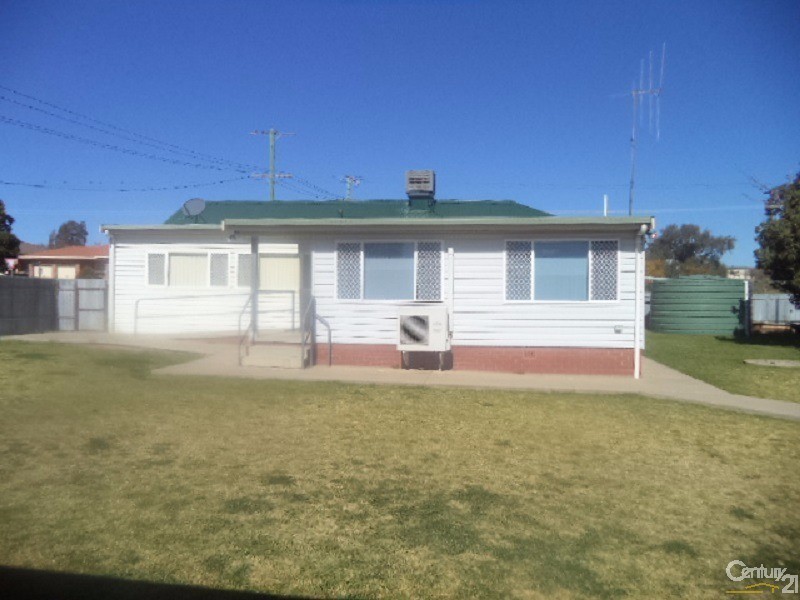 50  Thomas Street, Parkes NSW 2870