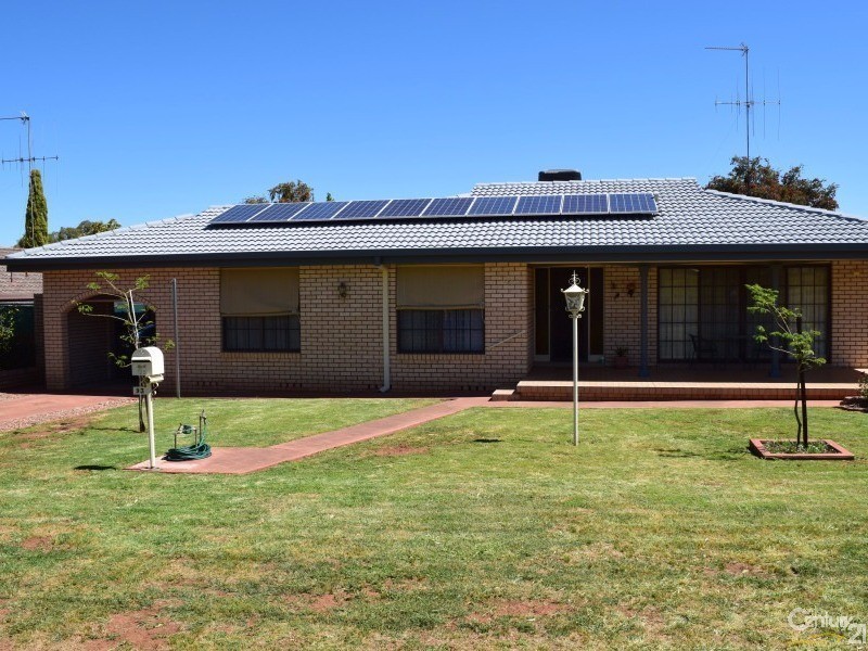 93  Victoria Street, Parkes NSW 2870