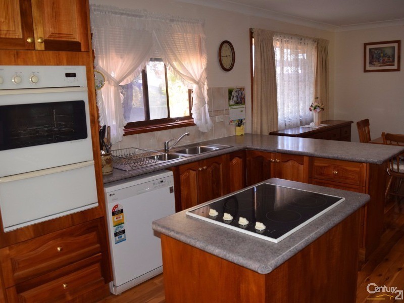 93  Victoria Street, Parkes NSW 2870