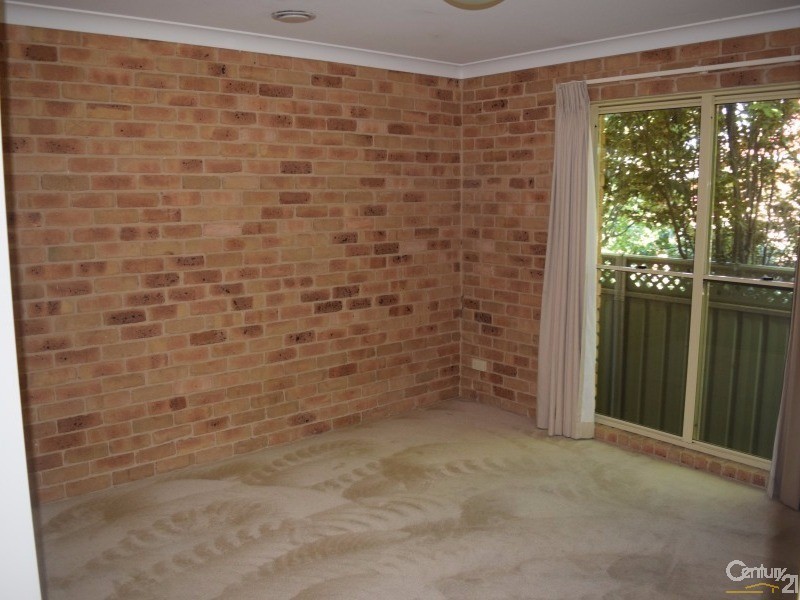 8 Arana Place, Parkes NSW 2870