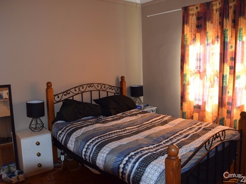 5  Cooke Street, Parkes NSW 2870