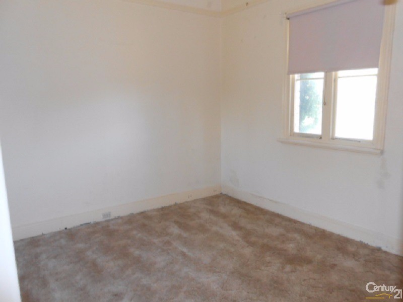 5 Park Street, Parkes NSW 2870