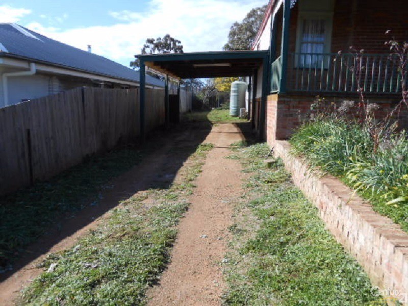 5 Park Street, Parkes NSW 2870