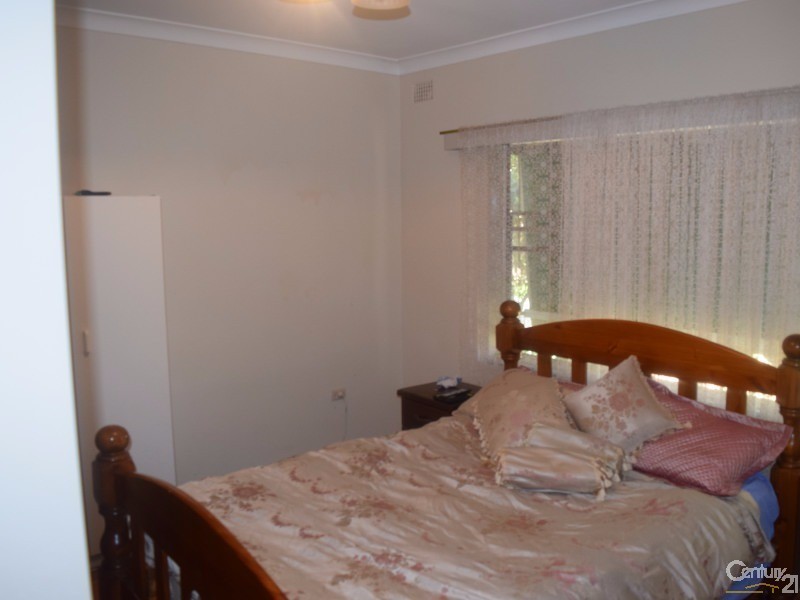 29  Pearce Street, Parkes NSW 2870