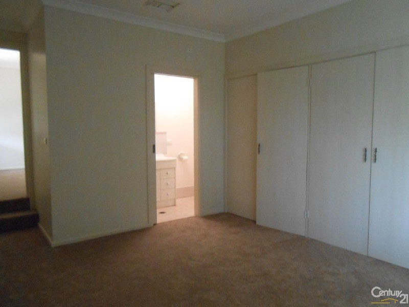 35 Want Street, Parkes NSW 2870