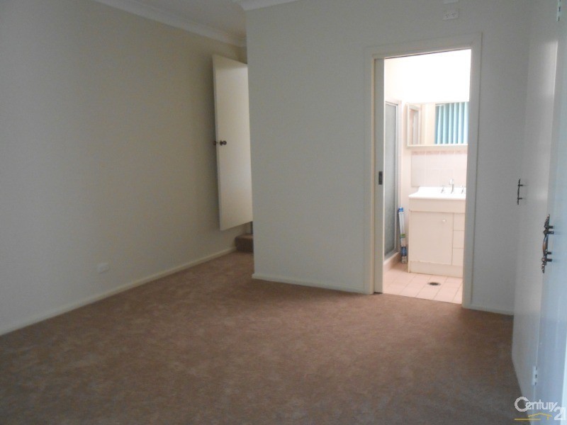 35 Want Street, Parkes NSW 2870