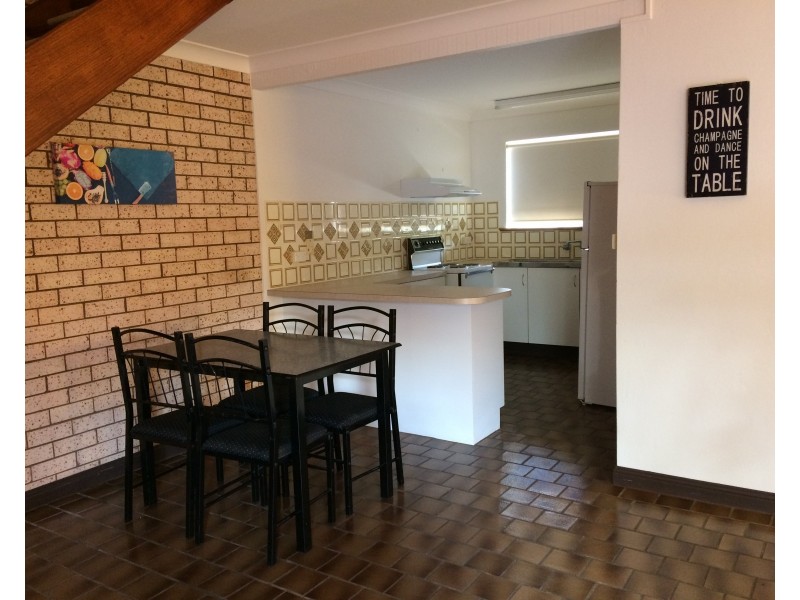 6/11 Albert Street, Parkes NSW 2870