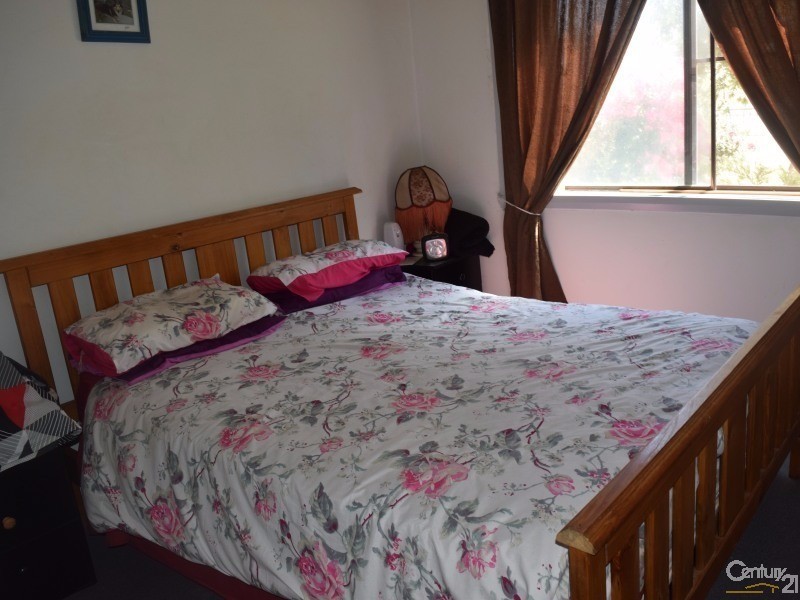 85 Victoria Street, Parkes NSW 2870