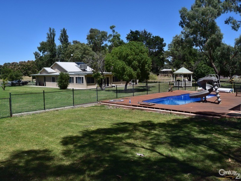 2271 Newell Highway, Tichborne NSW 2870