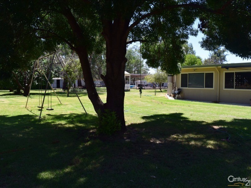 2271 Newell Highway, Tichborne NSW 2870